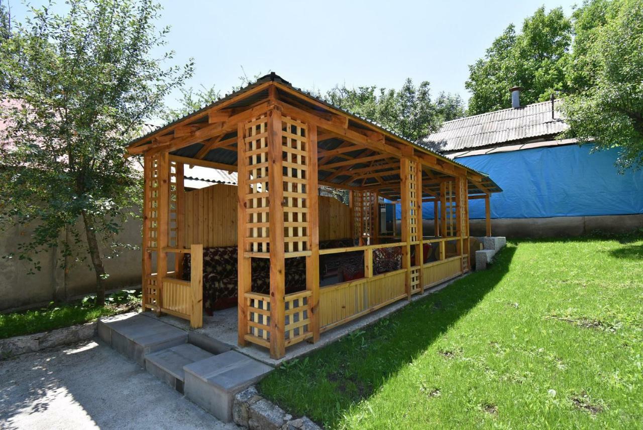 Guest House Arsan Tsaghkadzor Exterior photo